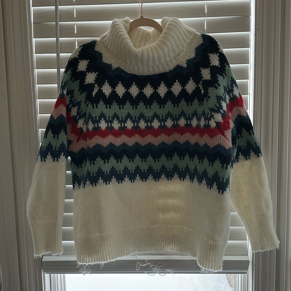 Mia & Tess multi colored turtle neck
